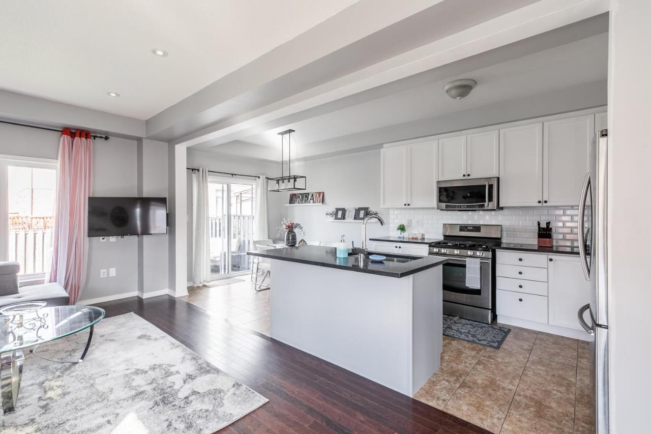 3Br 2Ba Townhomes With Hot Tub & Bbq By Globalstay Hamilton Luaran gambar